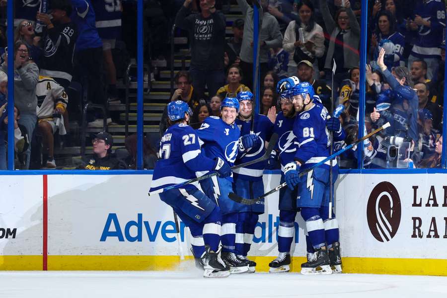 Černák a spol. smerujú do play-off. Černák a spol. smerujú do play-off.
