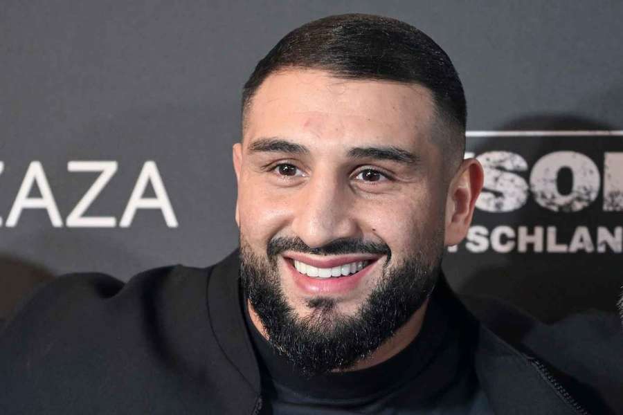 Agit Kabayel ist neuer Schwergewichtsweltmeister.