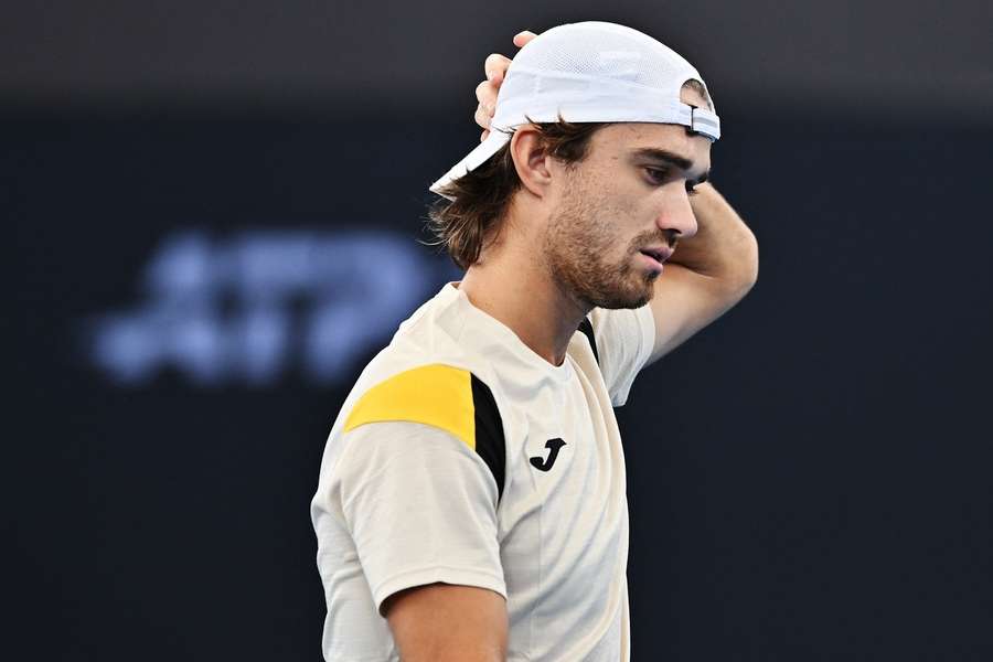 Tomáš Macháč nenašel recept na Jannika Sinnera ani v deblu. Tomáš Macháč nenašel recept na Jannika Sinnera ani v deblu.