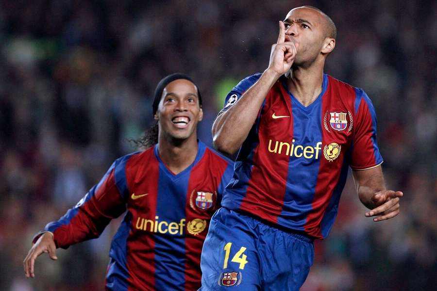 Ronaldinho und Thierry Henry zusammen beim FC Barcelona.