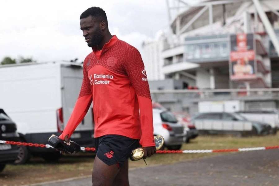 Victor Boniface může vyměnit Leverkusen za AC Milán.