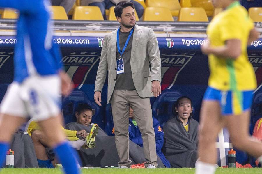 Arthur Elias, selecionador do Brasil