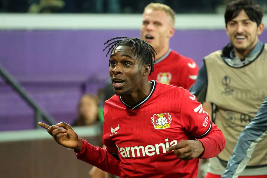 Jeremie Frimpong start voor Leverkusen tegen AS Roma