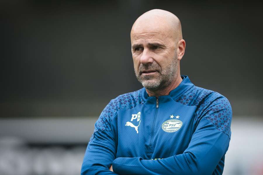 Peter Bosz moet nog even wachten op zijn eerste overwinning