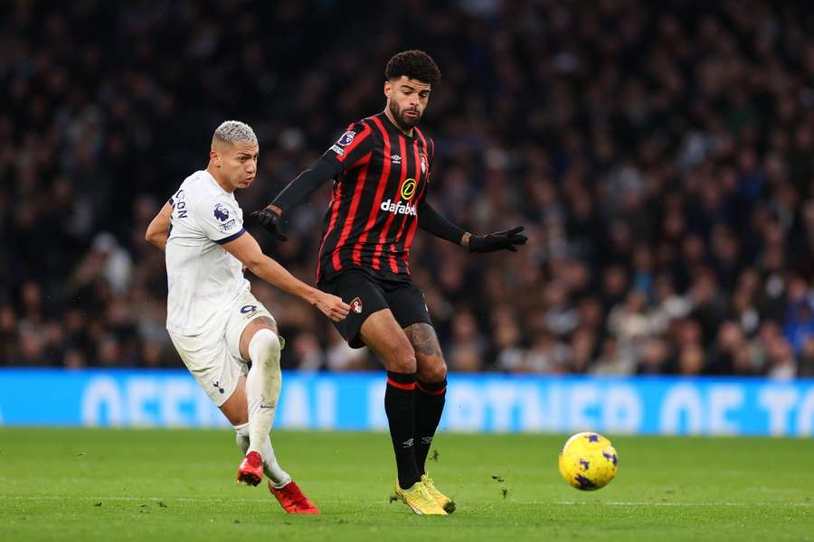 Solanke en Richarlison als tegenstanders van elkaar, 31 december 2023