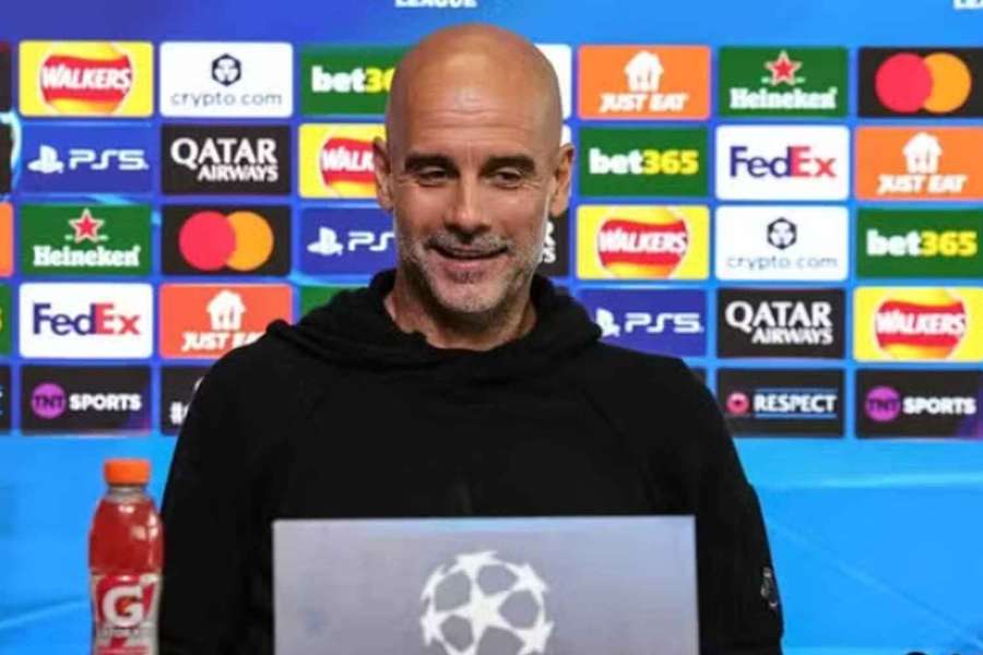 Pep Guardiola na tiskové konferenci před zápasem LM s Leverkusenem