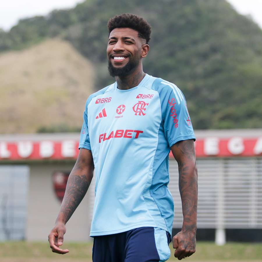 Emerson já iniciou os treinos com a equipe Emerson já iniciou os treinos com a equipe