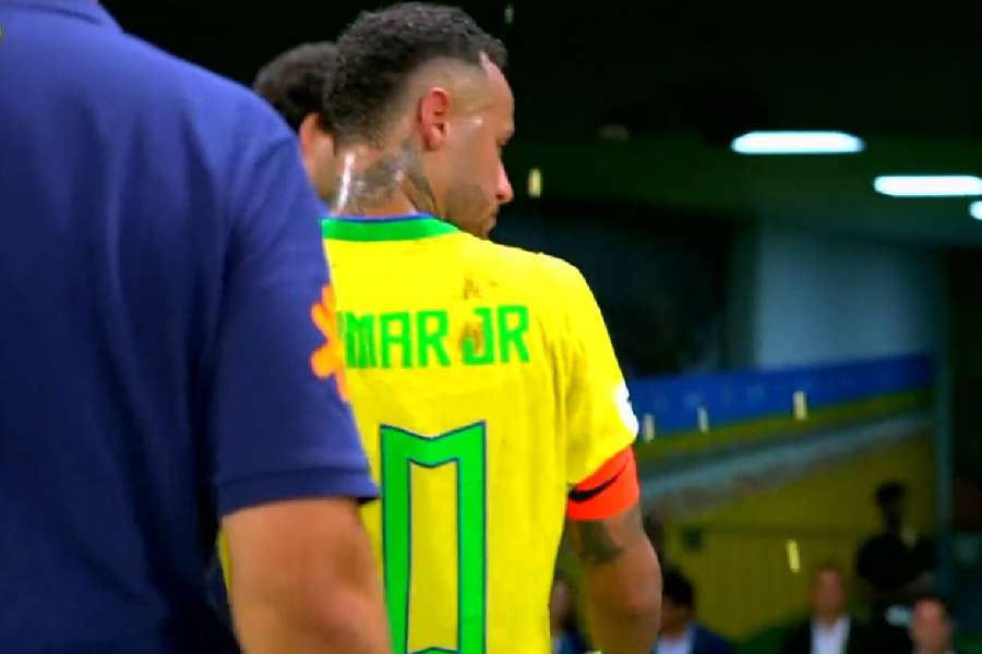 Neymar był zaskoczony gestem fana, gdy wychodził z szatni