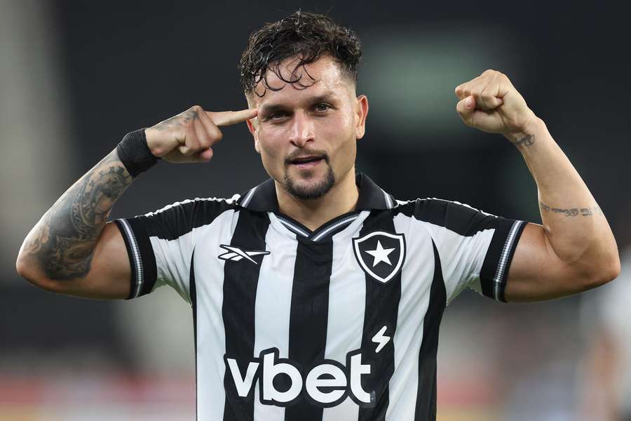 Artur é esperança de gol do Fogão