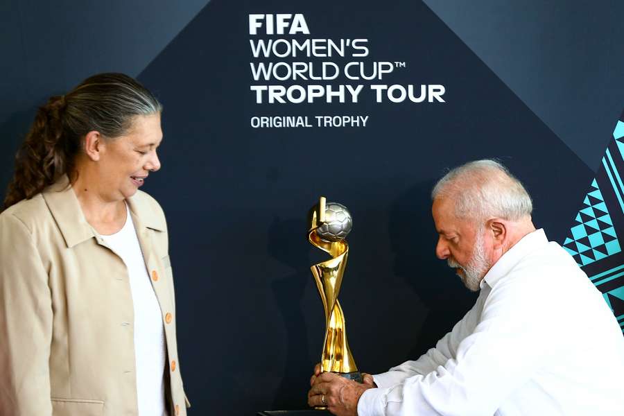 A ministra do Esporte, Ana Moser, e o presidente Lula