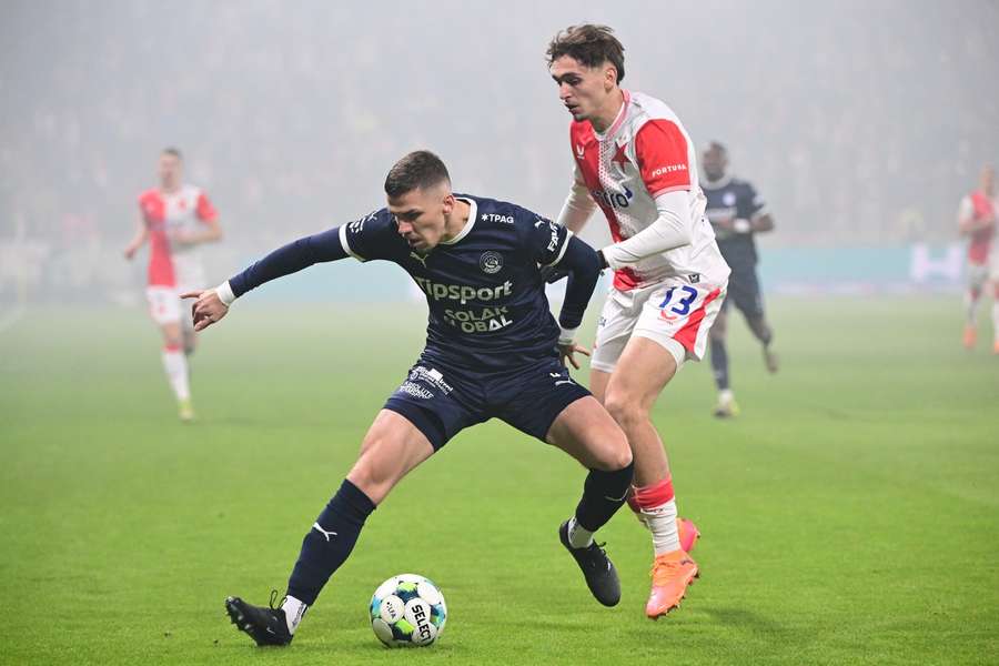 V dosud posledním vzájemném zápase porazila Slavia Slovácko 3:0. V dosud posledním vzájemném zápase porazila Slavia Slovácko 3:0.