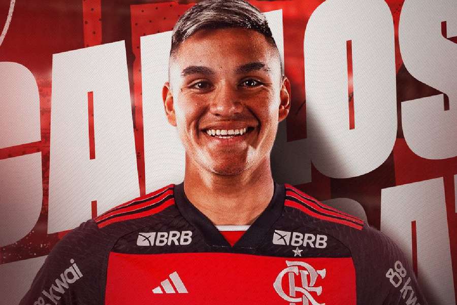 Carlos Alcaraz, com a camisola do Flamengo