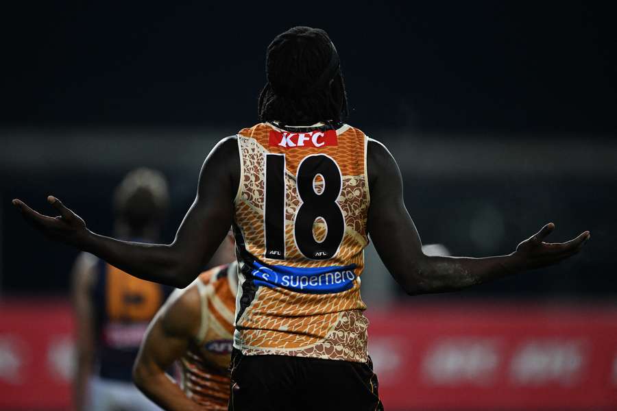 AFL HQ and Hawthorn condemn 'unacceptable' abuse of Chol