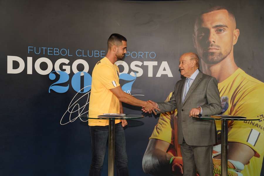 Diogo Costa renova pelo FC Porto até 2027