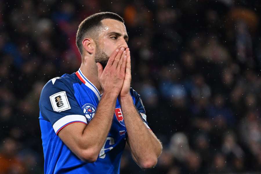 Na slovenskej strane zavládol smútok.