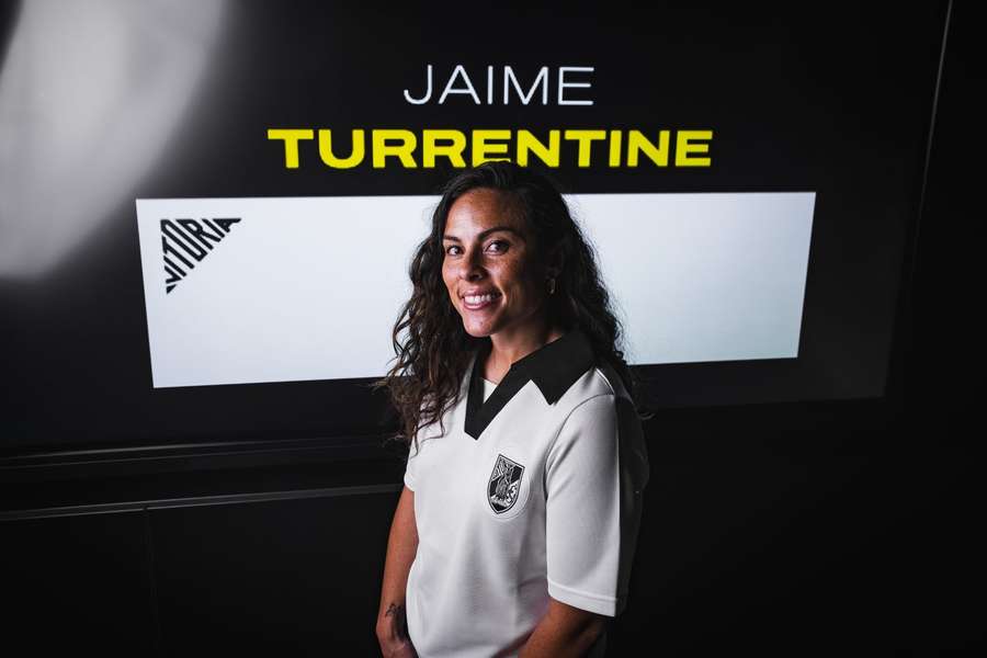 Jaime Turrentine prolonga ligação ao emblema vimaranense