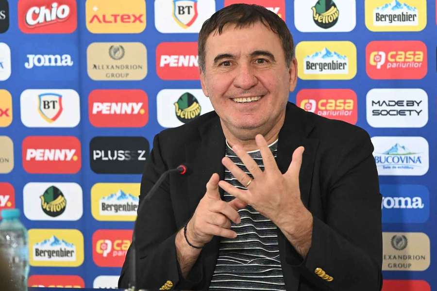 Gheorghe Hagi a anunțat lista preliminară a stranierilor convocați pentru meciurile cu Polonia și Bosnia și Herțegovina Gheorghe Hagi a anunțat lista preliminară a stranierilor convocați pentru meciurile cu Polonia și Bosnia și Herțegovina