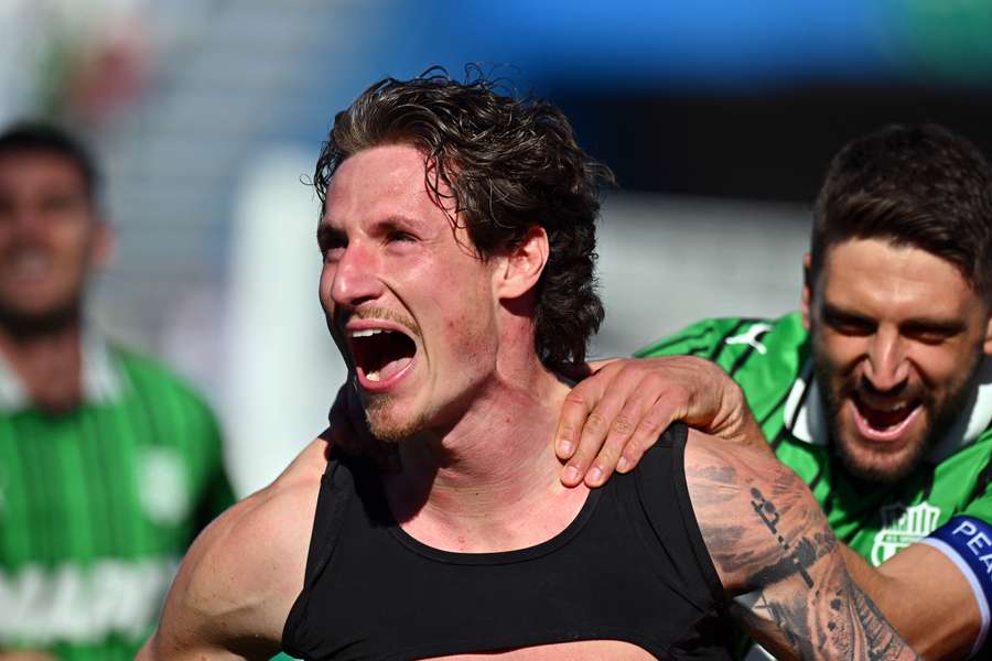 L'esultanza di Pinamonti