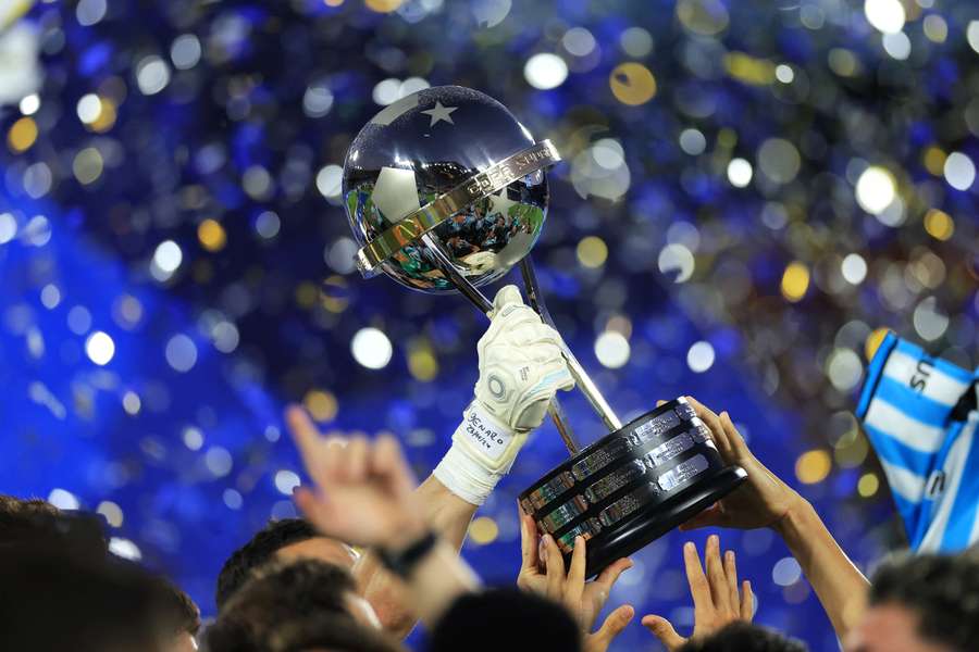 Troféu da Copa Sul-Americana 
