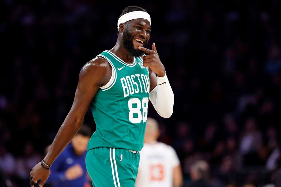 Neemias foi chamado aos Maine Celtics