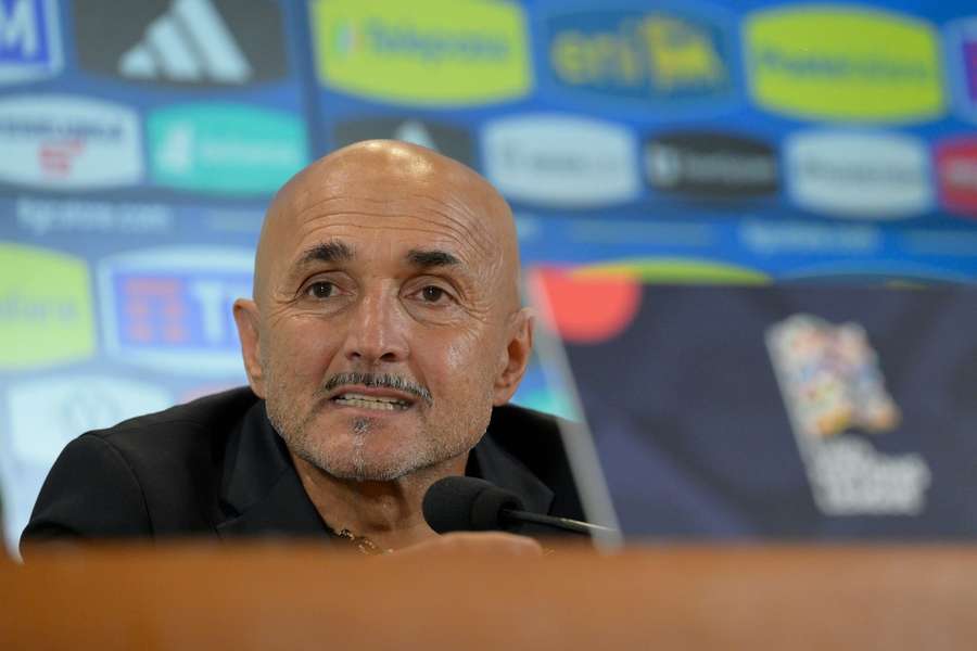 Spalletti podczas konferencji prasowej.