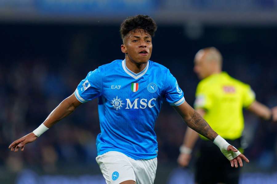 Alisson Santos está emprestado pelo Sporting ao Nápoles