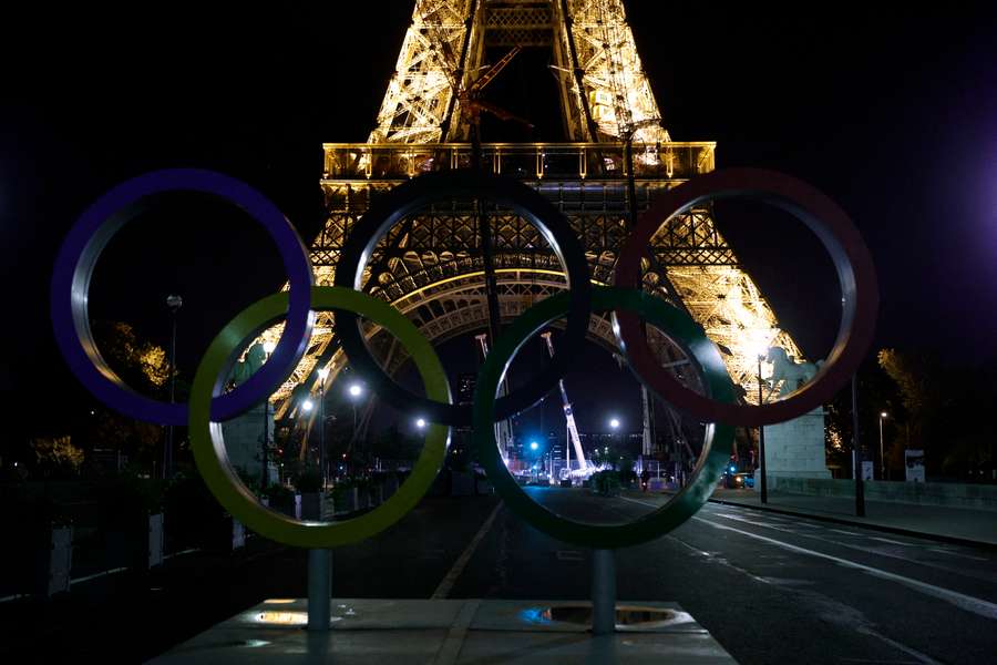 La Tour Eiffel dans la nuit de jeudi à vendredi.