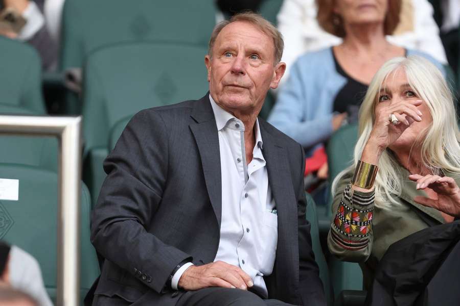 Berti Vogts sieht das mögliche Frankreich-Duell als Ansporn. Berti Vogts sieht das mögliche Frankreich-Duell als Ansporn.