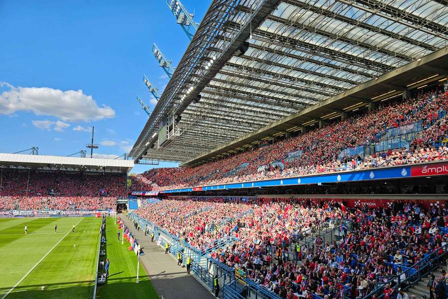 Mecz w Lejkę nie zniechęcił kibiców przy Reymonta, Wisła z najwyższą frekwencją w Polsce Mecz w Lejkę nie zniechęcił kibiców przy Reymonta, Wisła z najwyższą frekwencją w Polsce