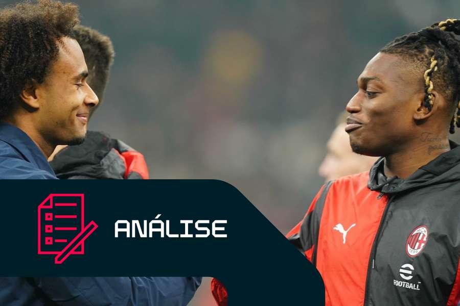 O milanista Rafael Leão aperta a mão a Joshua Zirkzee, então no Bolonha
