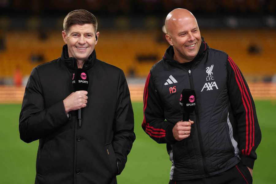 Gerrard urges Liverpool to think "box office" in order to replace Salah