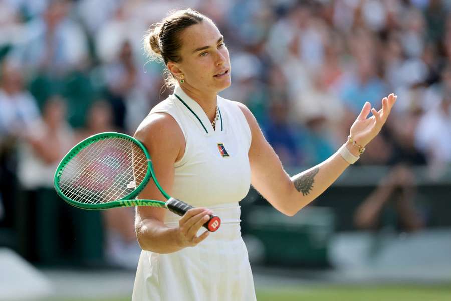 Sabalenková končí na Wimbledone už v osemfinále. Sabalenková končí na Wimbledone už v osemfinále.