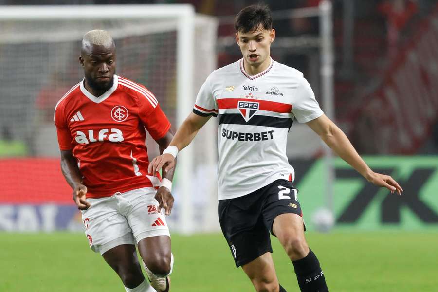 São Paulo e Internacional fazem jogo crucial do Brasileirão