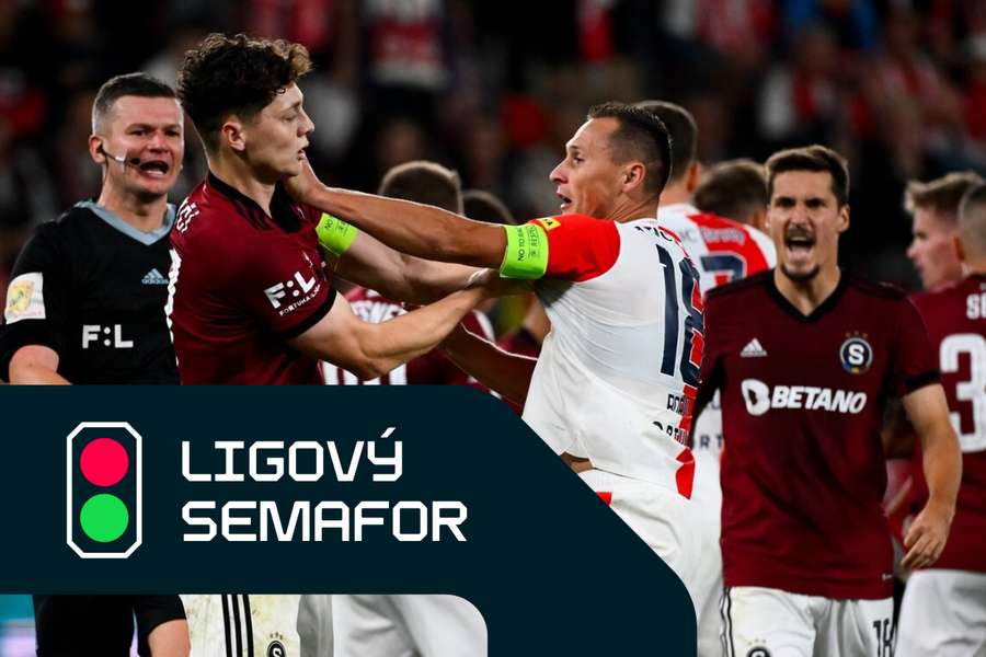 Závěr derby mezi Spartou a Slavií byl hodně vyhrocený.