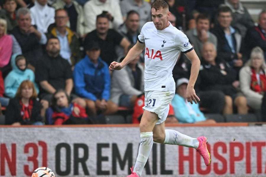 Kulusevski celebrates after scoring for Tottenham to level things up