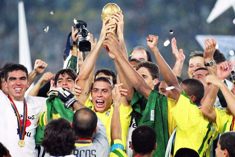 Será que a Copa de Mundo será nossa 20 anos depois?