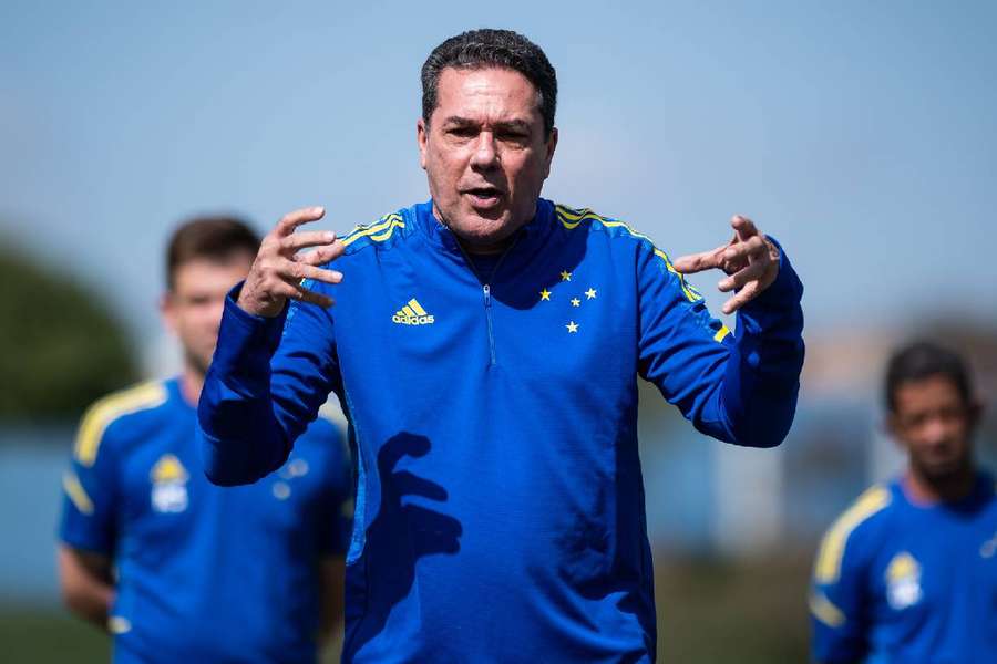 Vanderlei Luxemburgo pode voltar ao Cruzeiro para jogos finais do Brasileirão