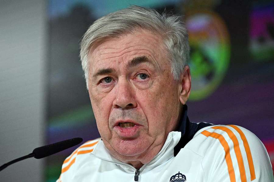 Le Real Madrid "doit réagir" après sa débacle face au Barça, prévient Ancelotti