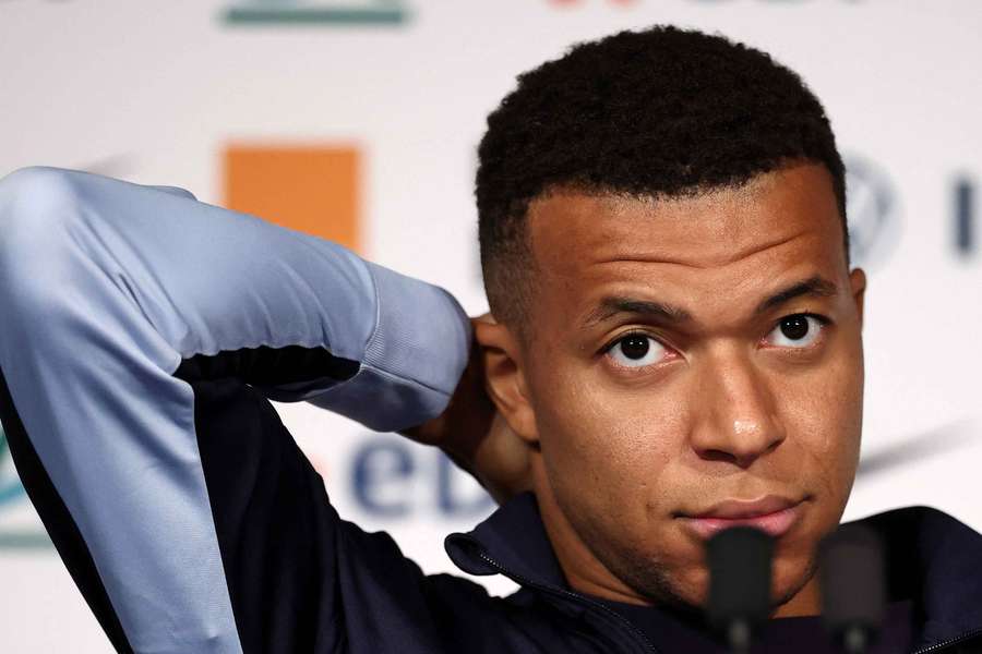 Mbappé em conferência de imprensa na quinta-feira.