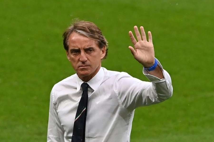 Mancini encontra-se livre no mercado depois de deixar o comando técnico da seleção italiana