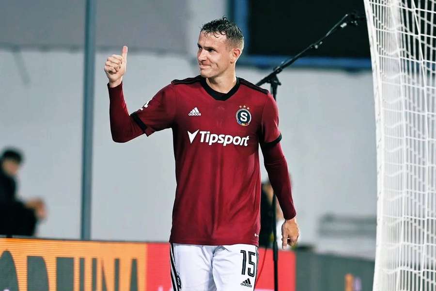 Jakub Jankto foi afastado da equipa principal do Sparta de Praga por recusar fazer um teste de despiste de drogas