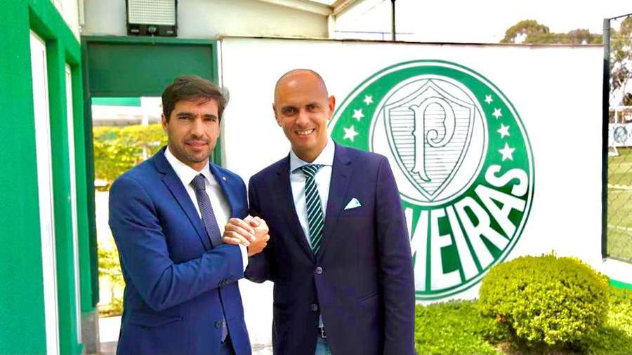 Abel Ferreira ao lado do empresário Hugo Cajuda