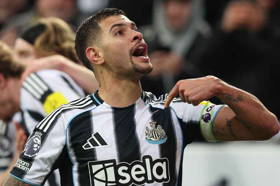 Bruno Guimarães marcou diante do Tottenham Bruno Guimarães marcou diante do Tottenham