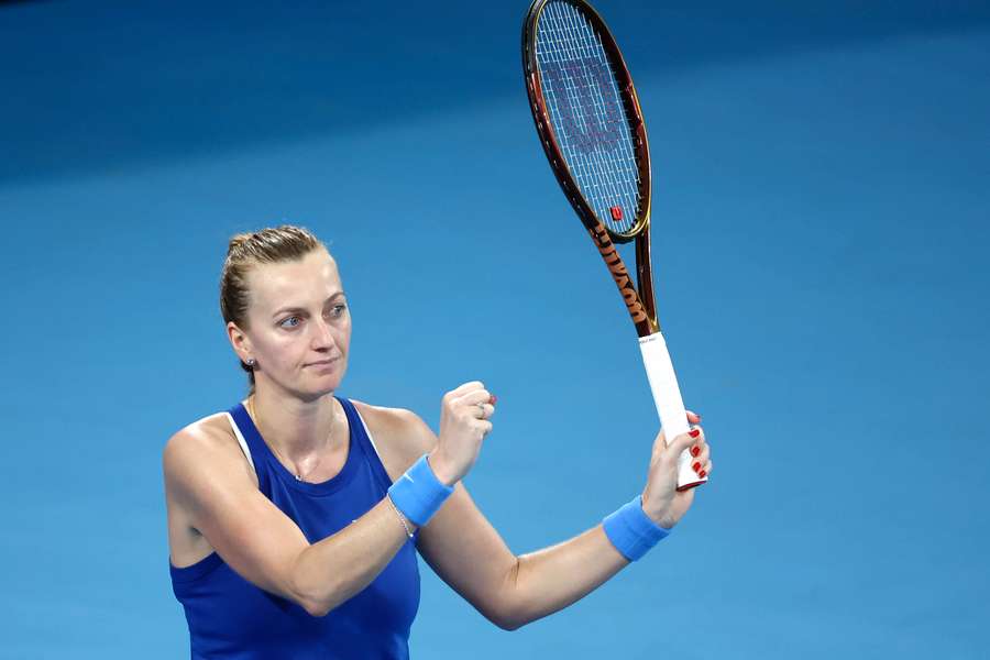 Petra Kvitova moved smoothly into round two at the Adelaide International II