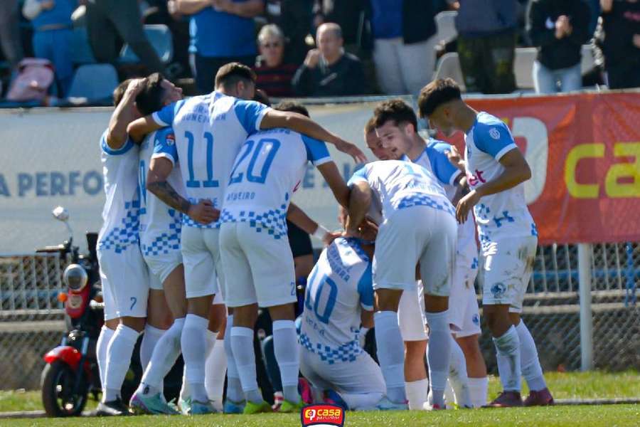 Corvinul Hunedoara a mai făcut un pas spre SuperLigă