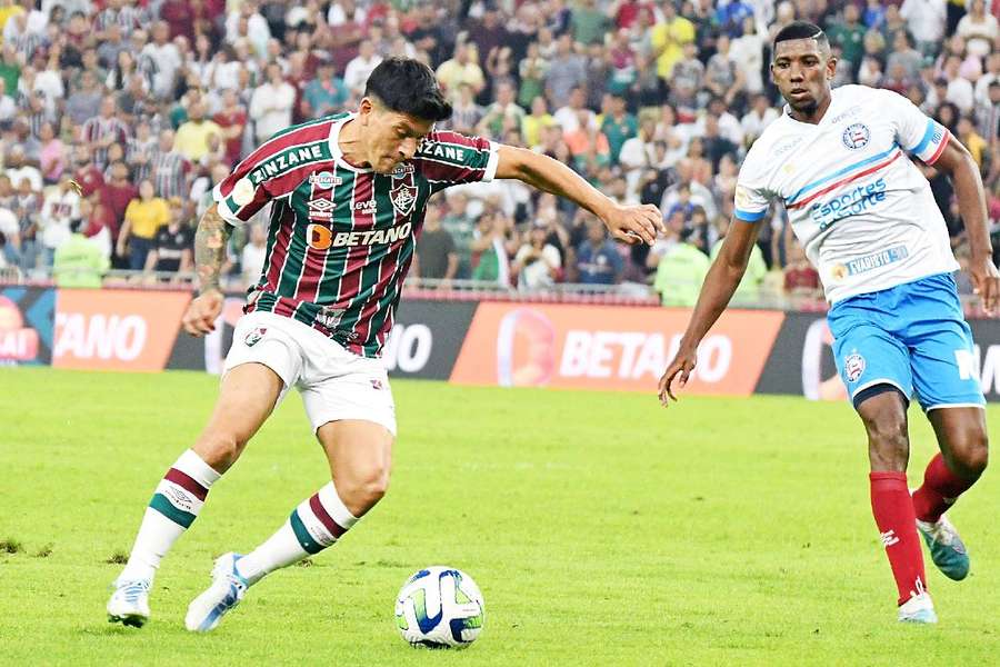 Cano volta a entrar em ação pelo Fluminense