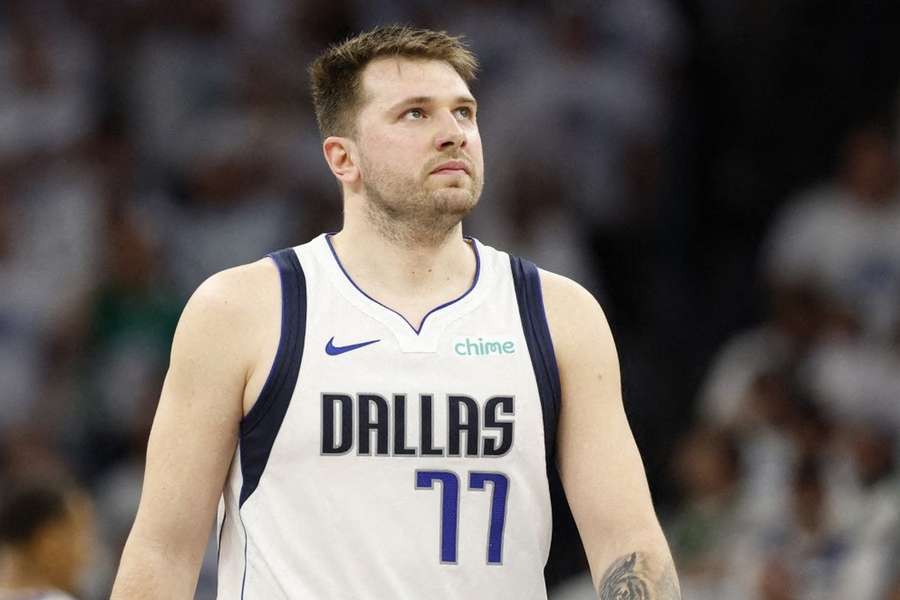 Luka Doncic brilha em Dallas