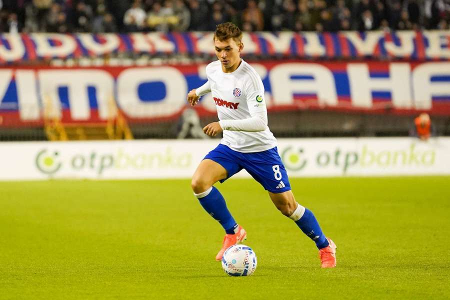Niko Sigur, médio do Hajduk Split