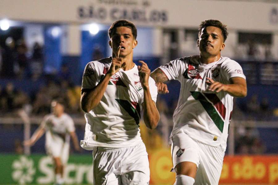 Júlio Fidelis garantiu a vitória do Fluminense sobre o Água Santa