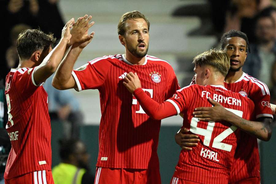 Bayern de Munique goleou o Osnabrück após sair atrás no placar Bayern de Munique goleou o Osnabrück após sair atrás no placar